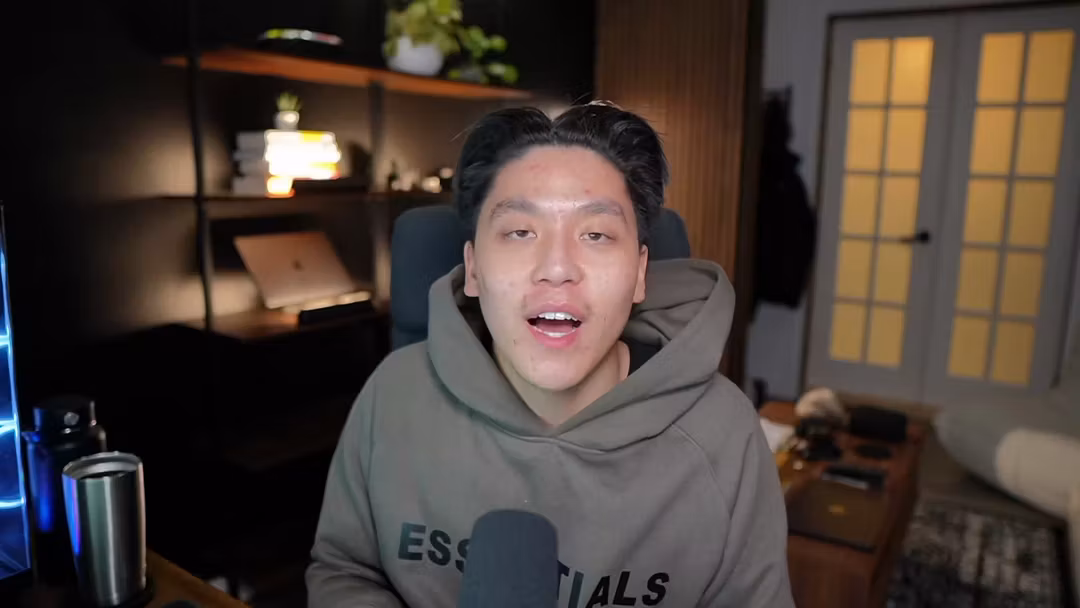 Learn JDub’s options trading process for free in Discord • See real trade ideas, chart levels and plans before market open • Ask questions in chat and avoid trading alone • Start free, then decide if upgrading to premium alerts is worth it